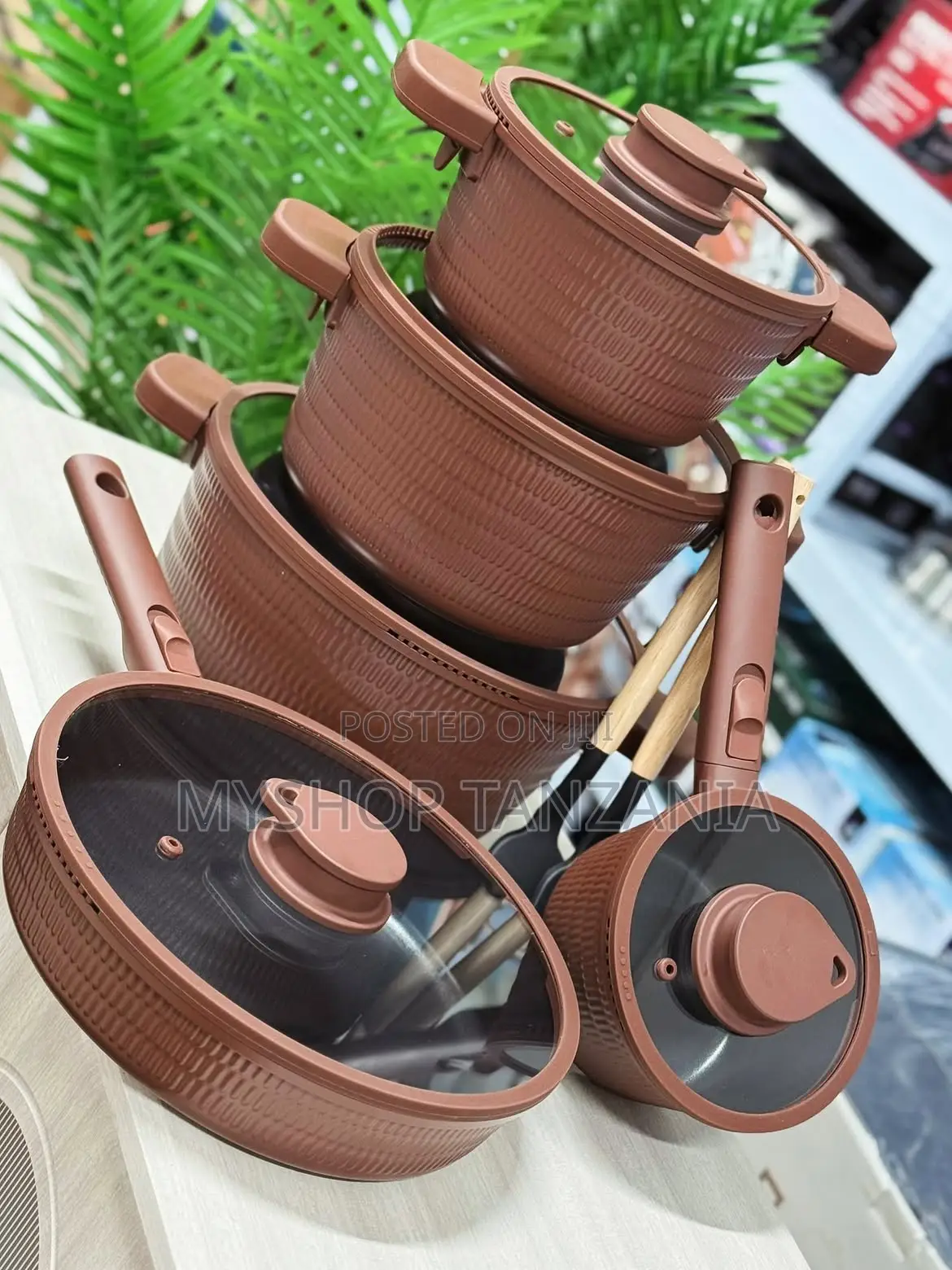 Cookware /Sufuria Set New