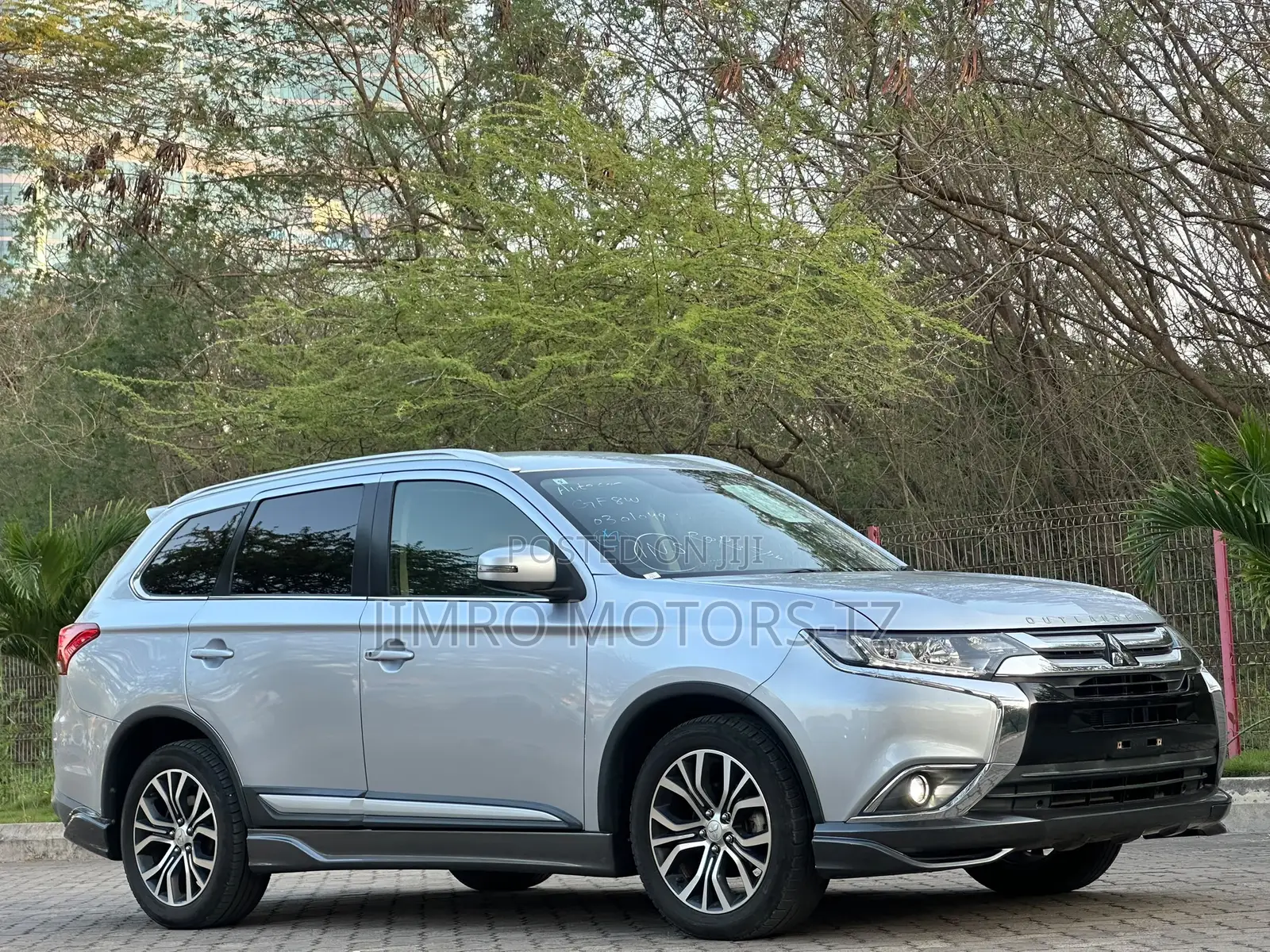 Mitsubishi Outlander 2014 Silver