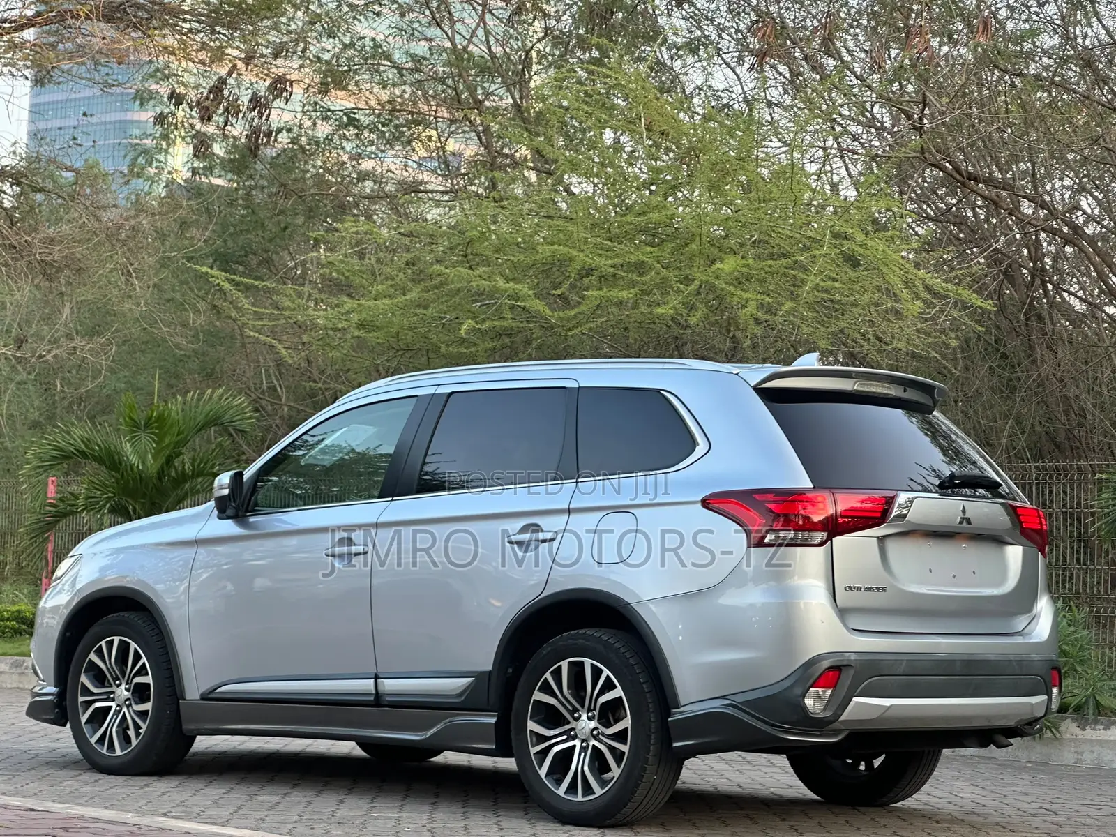 Mitsubishi Outlander 2014 Silver