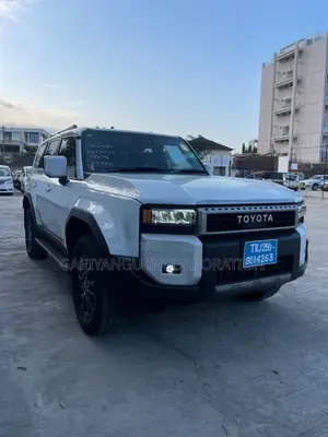 New Toyota Land Cruiser Prado 2.7 2024 White