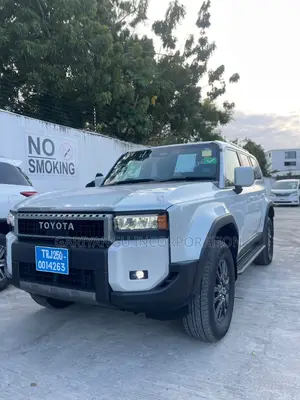 New Toyota Land Cruiser Prado 2.7 2024 White