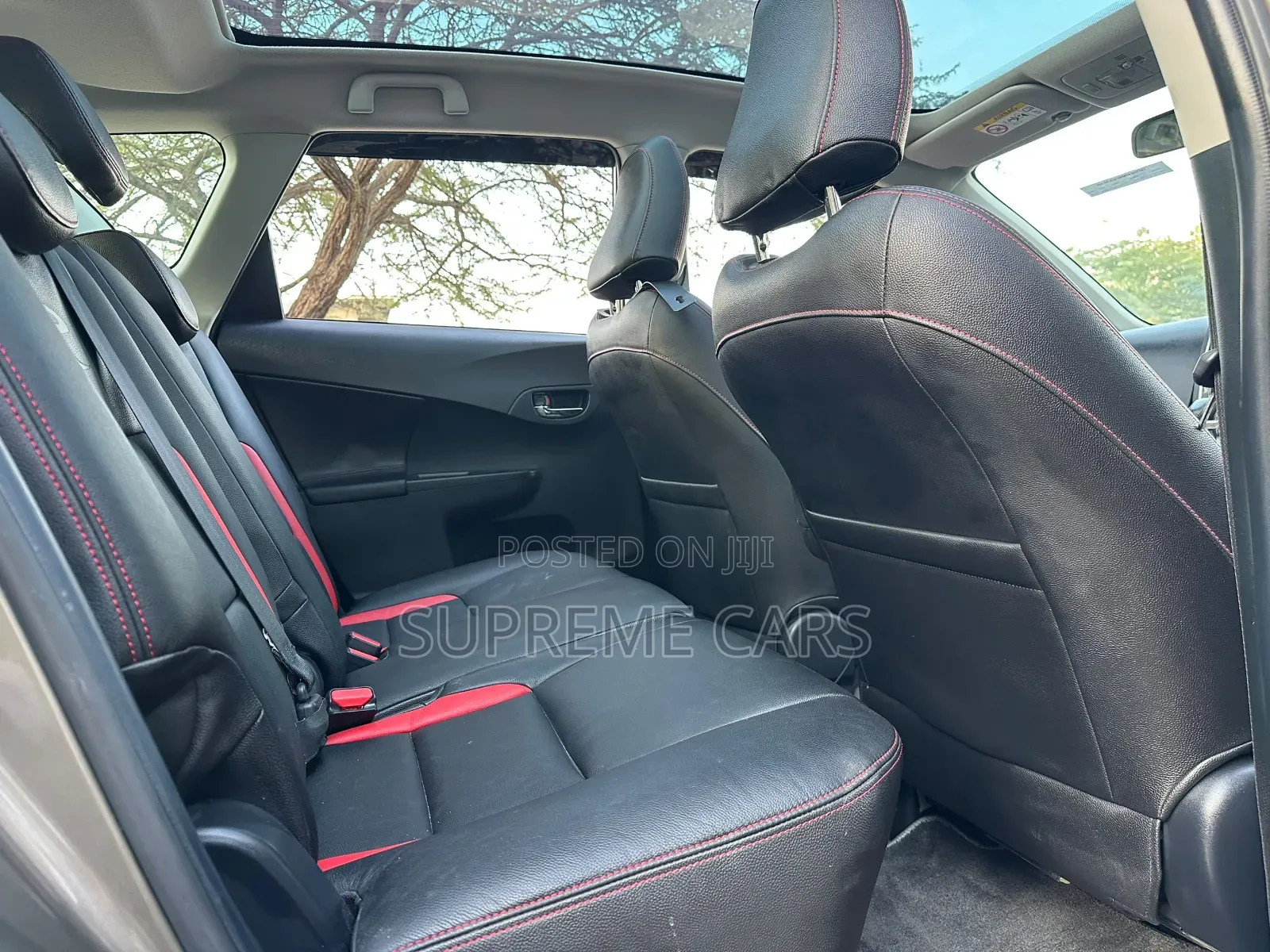 Toyota Ractis 2015 Beige