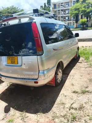 Toyota TownAce Noah 1997 Beige