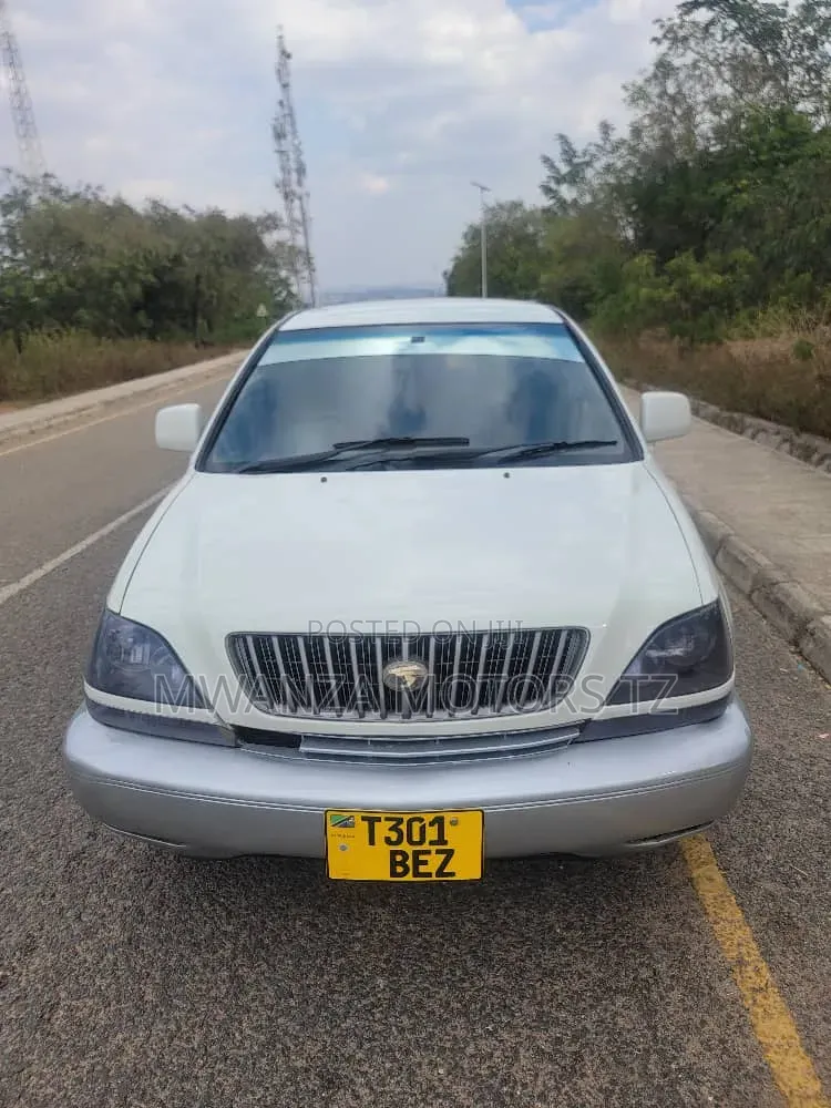 Toyota Harrier 1998 Pearl
