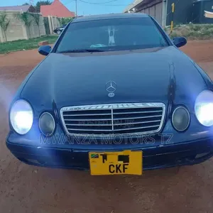 Mercedes-Benz C-Class 2004 Blue