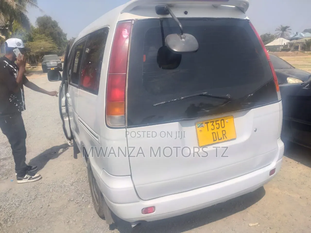 Toyota Noah 2001 Pearl