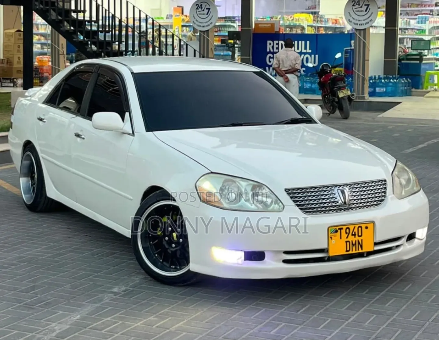Toyota Mark II 2003 White