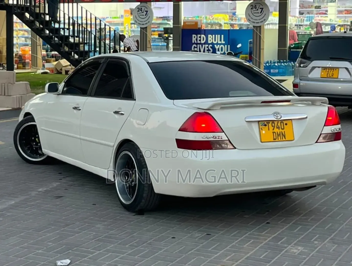 Toyota Mark II 2003 White