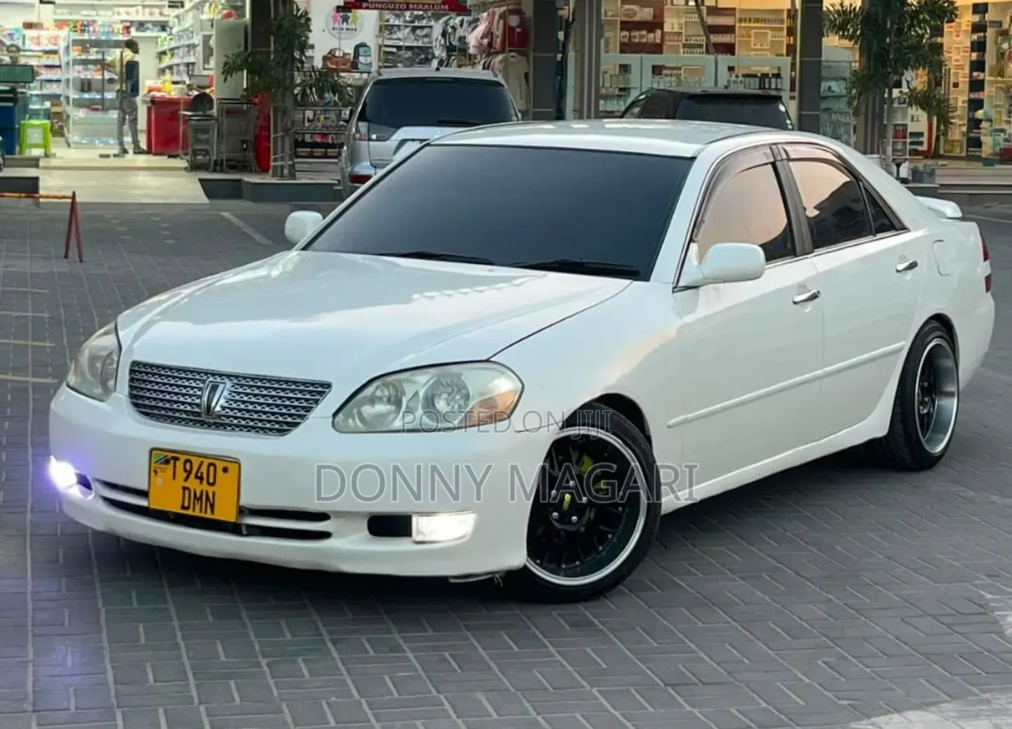 Toyota Mark II 2003 White