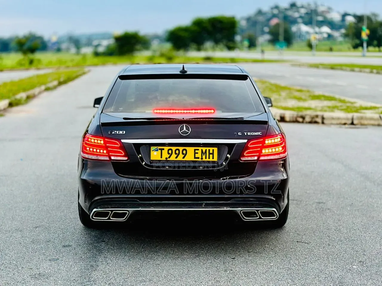Mercedes-Benz E200 2015 Black