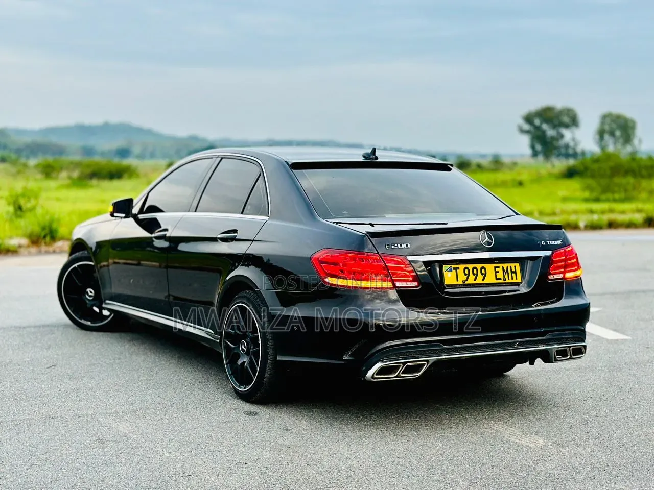 Mercedes-Benz E200 2015 Black