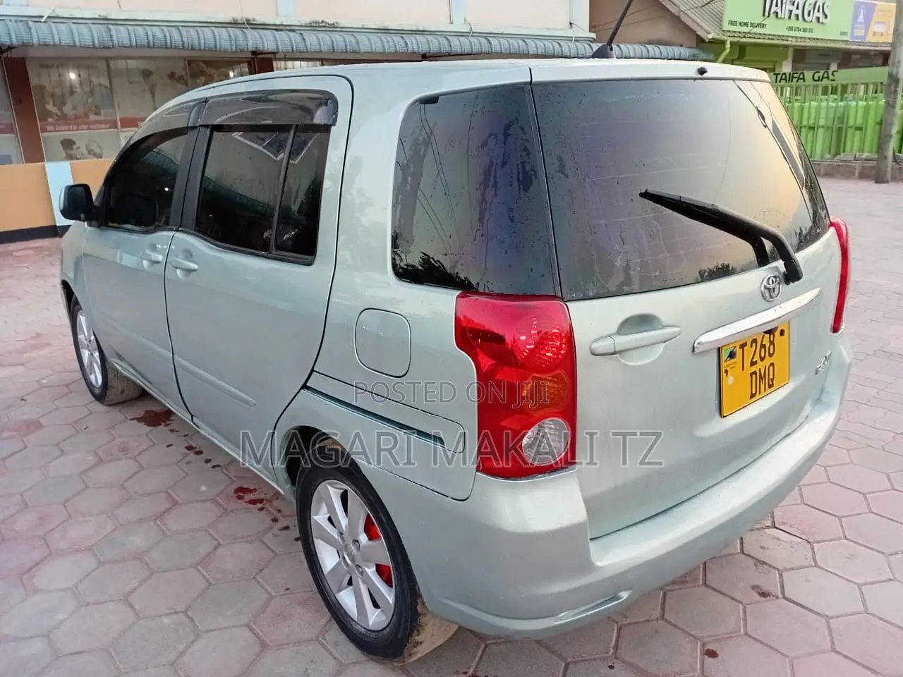 Toyota Raum 1.5 AWD 2004 Beige