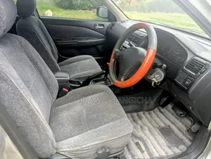 Toyota Carina 2001