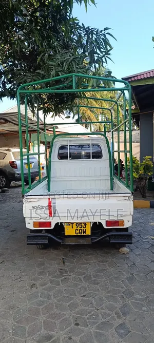 Suzuki APV Pan Vanel 2004 White