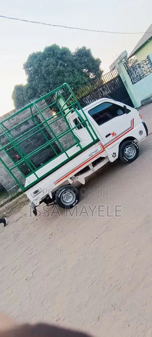 Suzuki APV Pan Vanel 2004 White