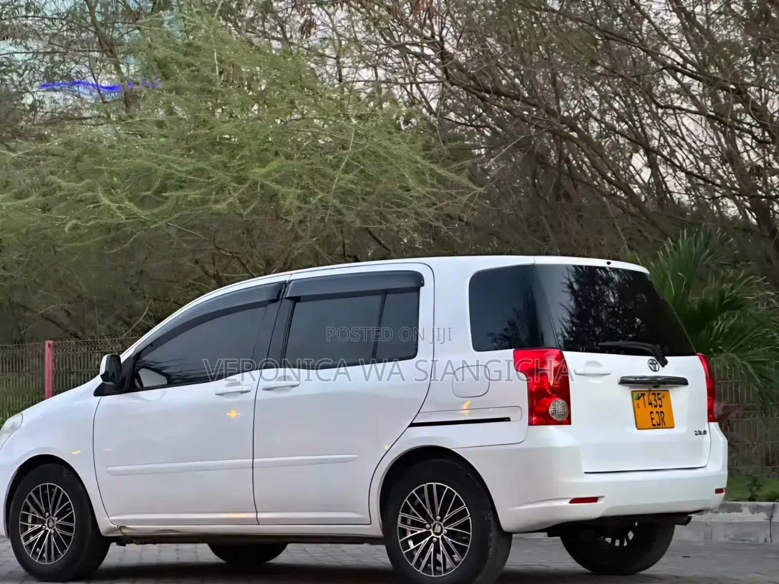 Toyota Raum 2005 White
