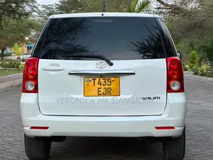 Toyota Raum 2005 White