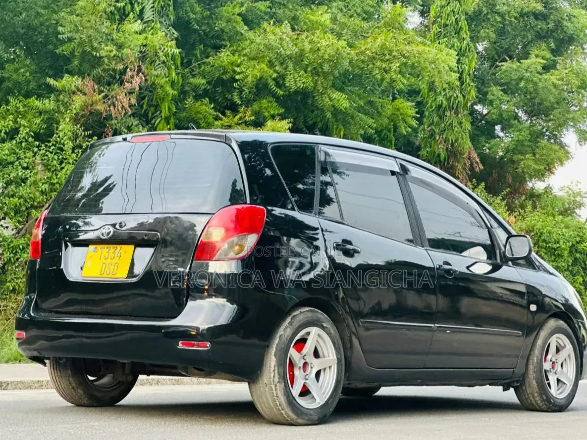 Toyota Corolla Spacio 2005 Black