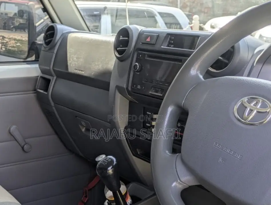 Toyota Land Cruiser 79 Series 2019 White