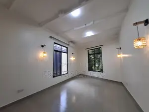 2bdrm House in Oyster Bay for rent