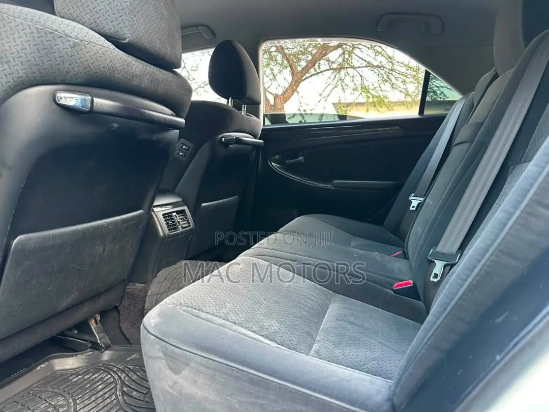 Toyota Crown 2007 White