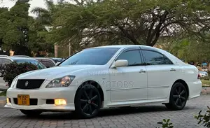 Toyota Crown 2007 White