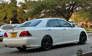 Toyota Crown 2007 White