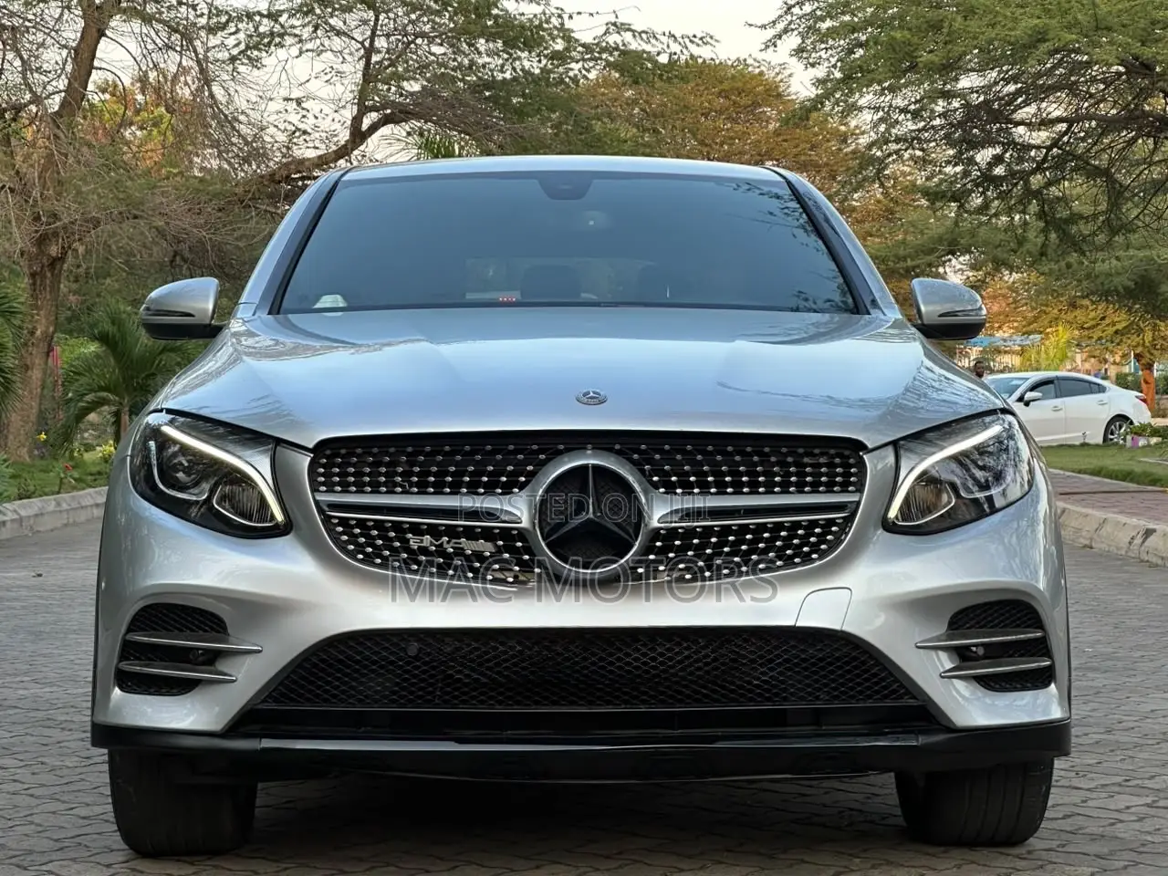 Mercedes-Benz GLC-Class 2017 Silver