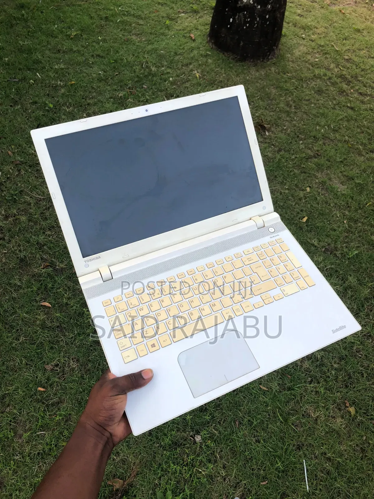 Laptop Toshiba Satellite C50 4GB HDD 320GB