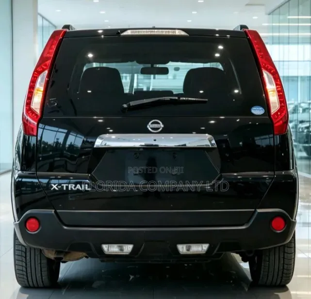 Nissan X-Trail 2012 Black