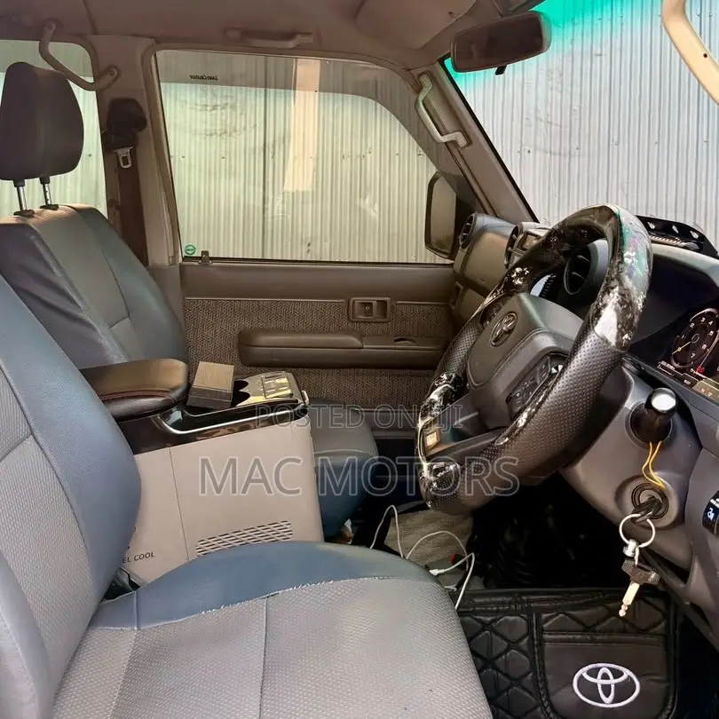 Toyota Land Cruiser 4.5 V8 TD 2016 White