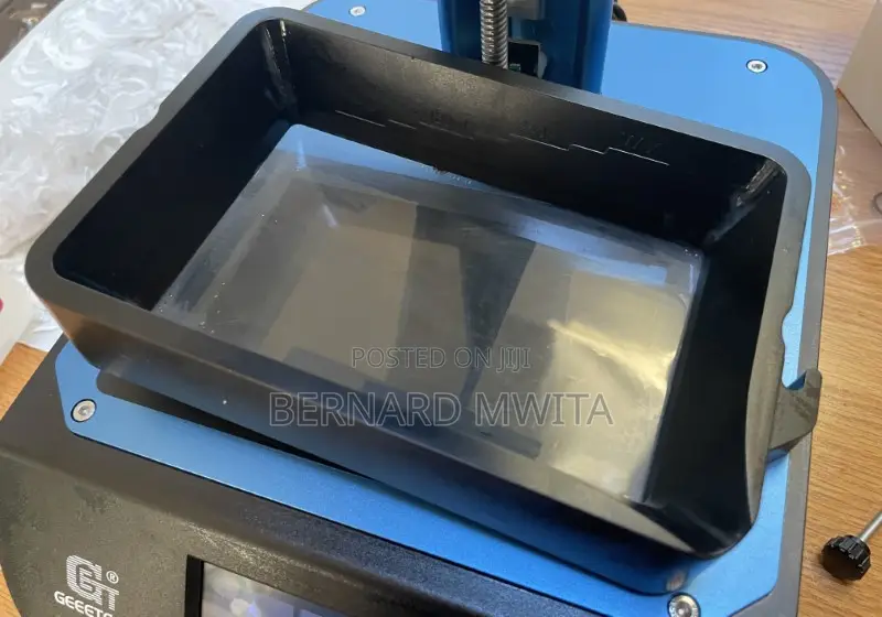 3D Printer (RESIN Printer) + Curing Box
