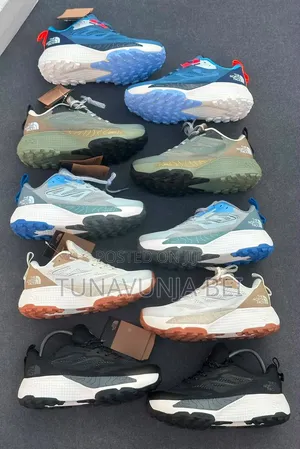 TNF 500 Dream Sneakers
