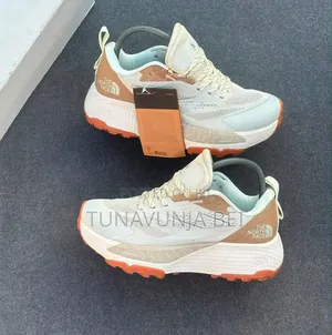 TNF 500 Dream Sneakers