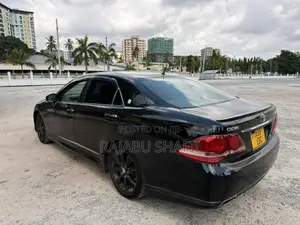 Toyota Crown 2008 Black