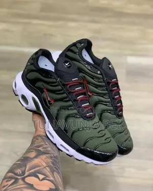 Nike Tn Chambouh