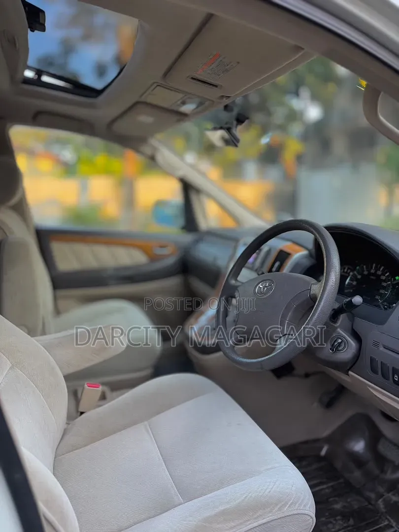 Toyota Alphard 2006 White