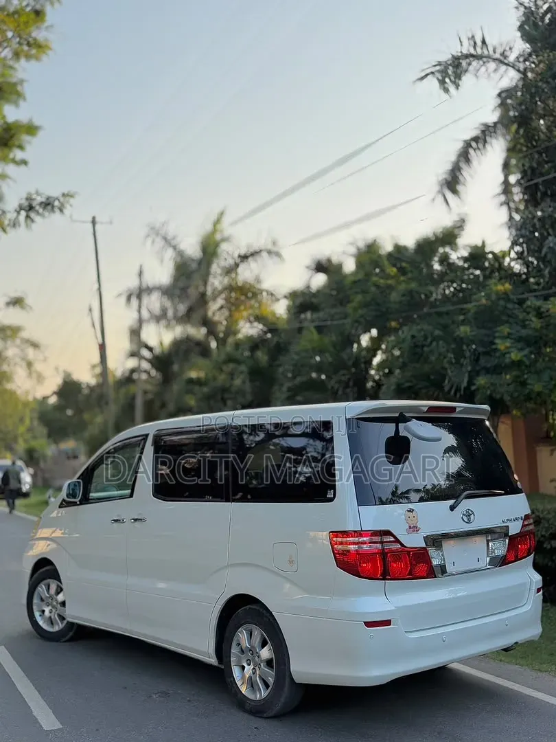 Toyota Alphard 2006 White