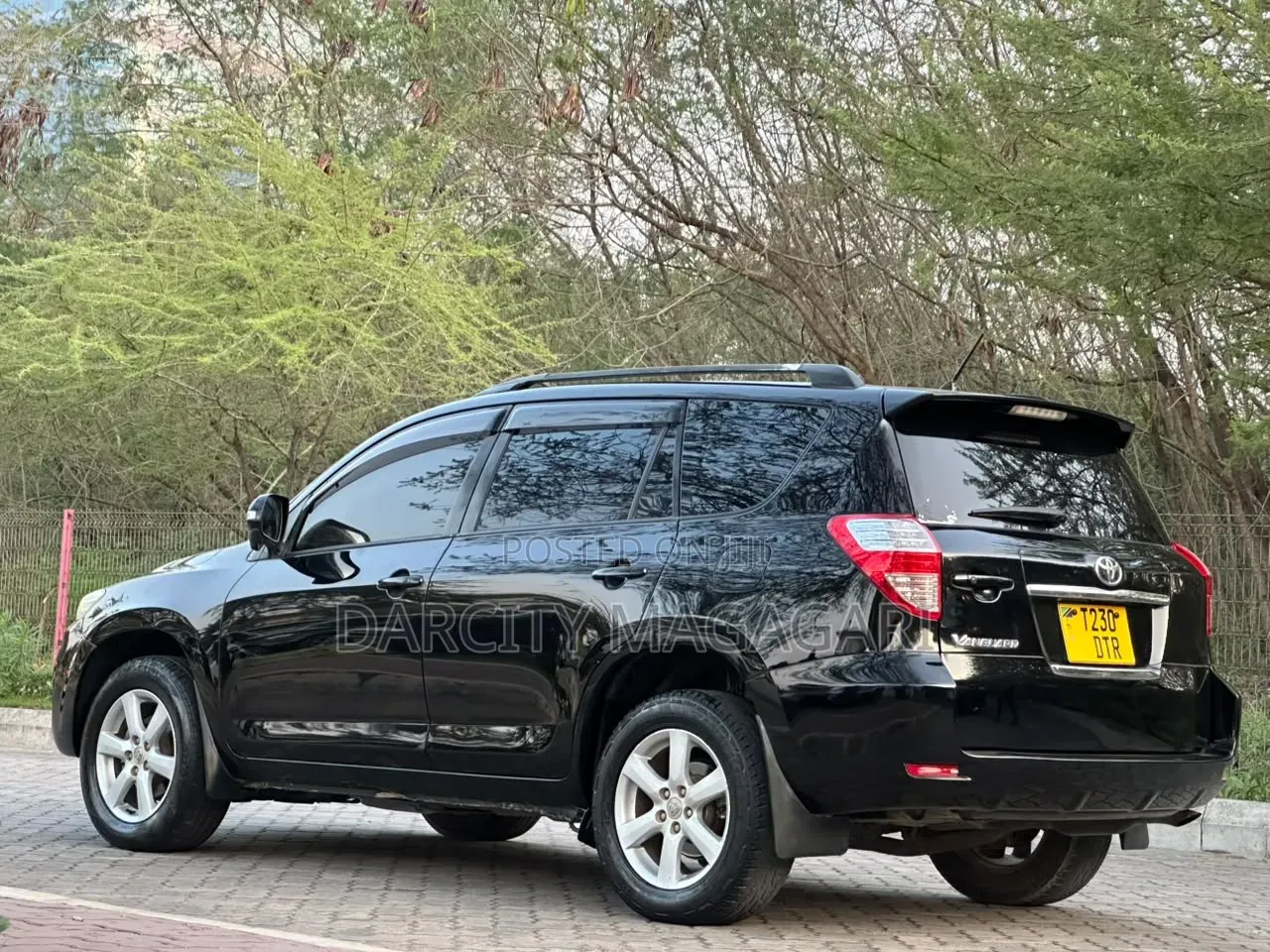 Toyota Vanguard 2009 Black