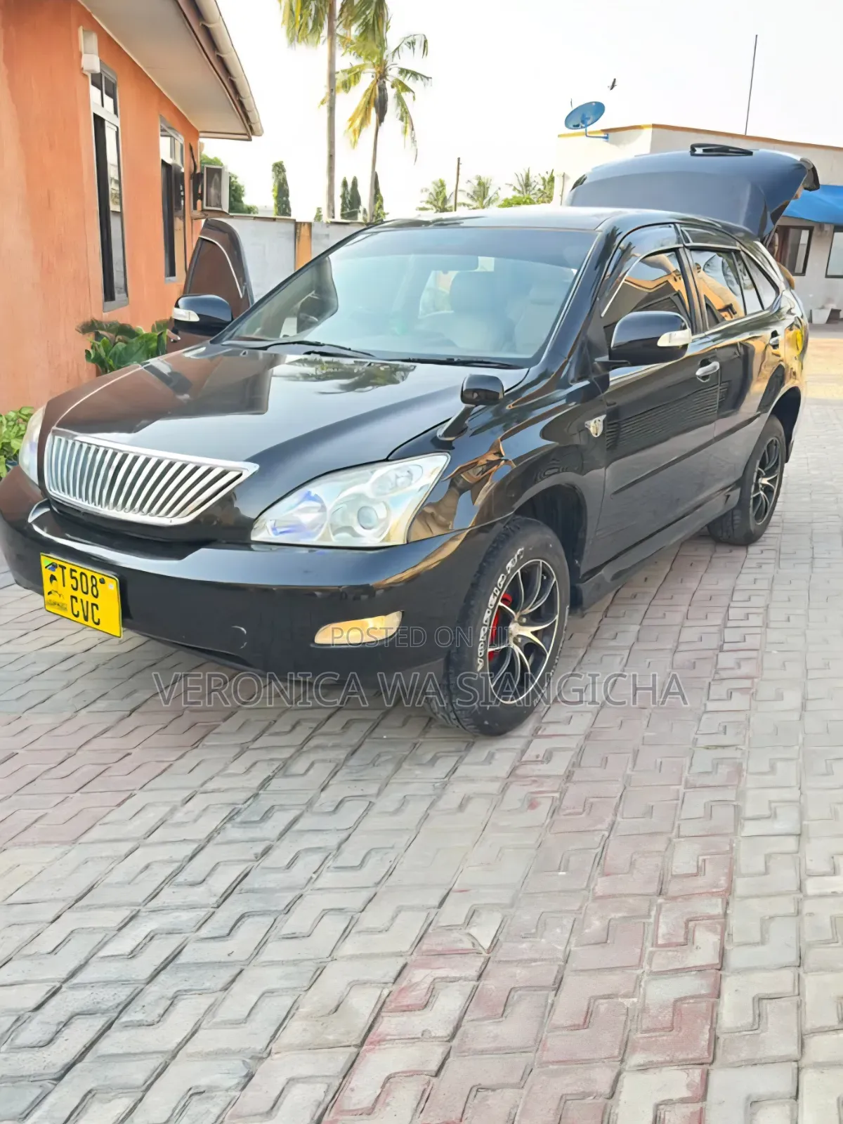 Toyota Harrier 2004 Black