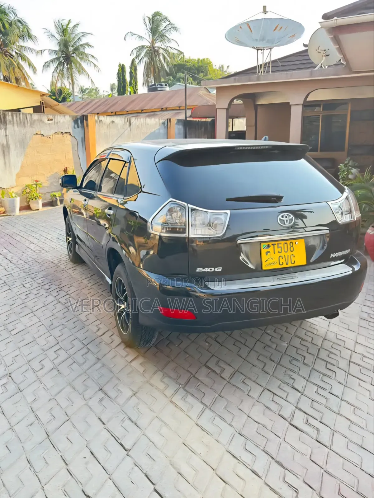 Toyota Harrier 2004 Black