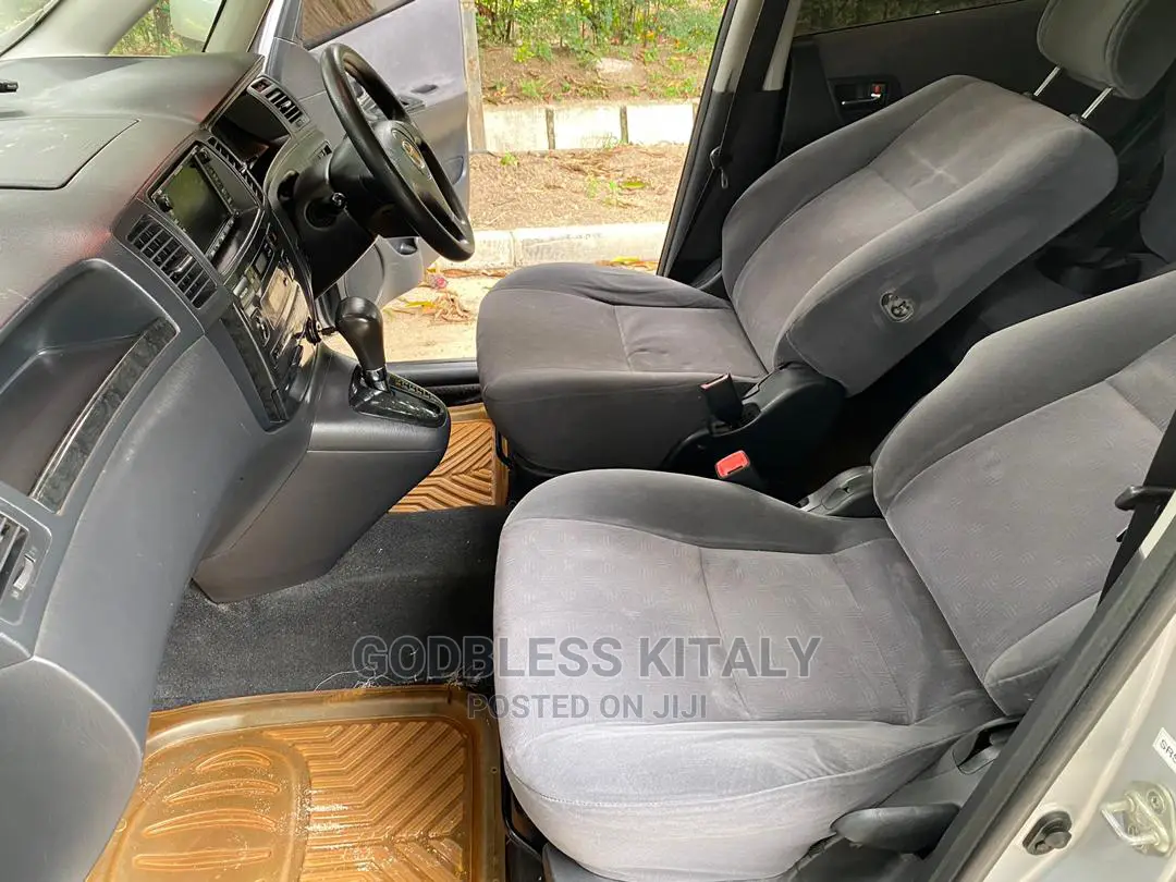 Toyota Corolla Spacio 2003 Silver