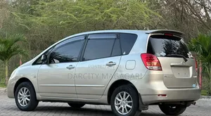 Toyota Corolla Spacio 2006