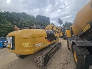 Cat 320d EXCAVATOR