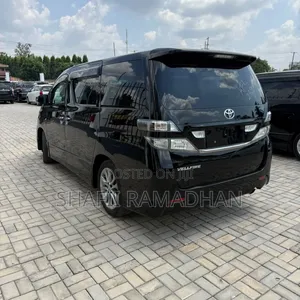 Toyota Vellfire 2018 Black