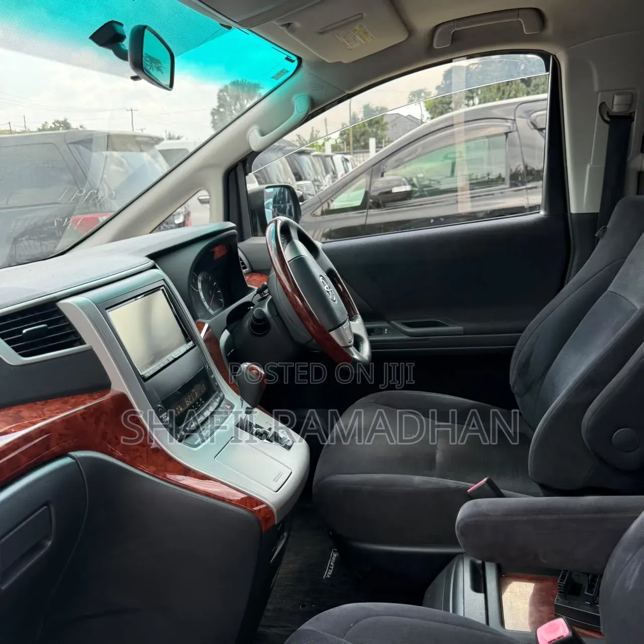 Toyota Vellfire 2018 Black