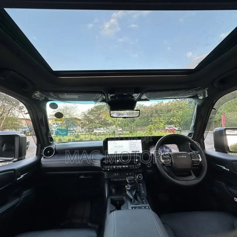Toyota Land Cruiser Prado 2.8 2024 Black