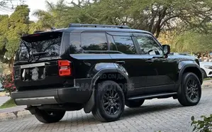 Toyota Land Cruiser Prado 2.8 2024 Black