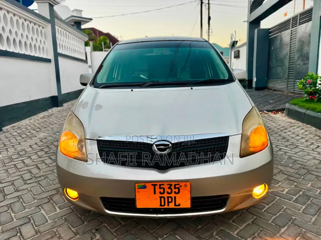 Toyota Corolla Spacio 2009 Silver