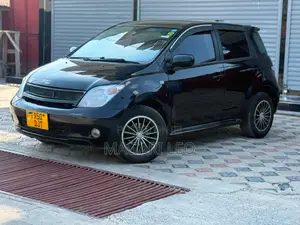 Toyota IST 2005 Black